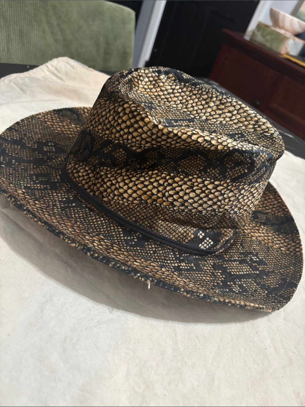 VTG IBC Snake Print Wide Brim Straw Hat - Black &  Tan Unisex